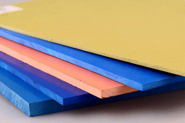 塑料板材粉碎設(shè)備